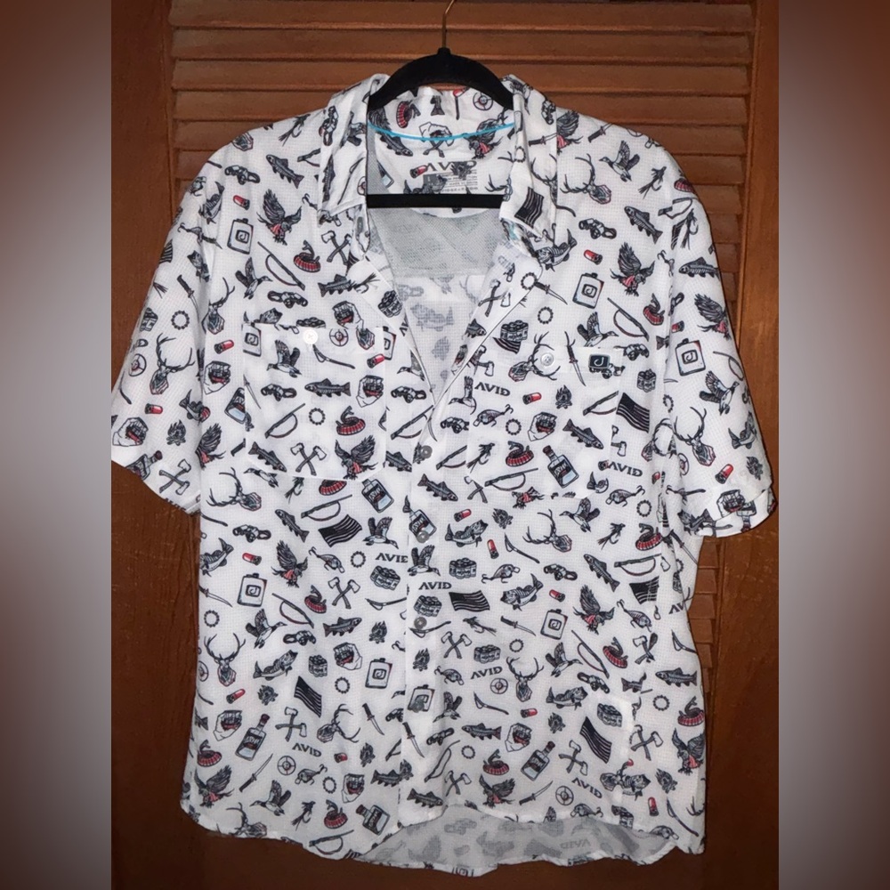 Men's AVID graphic button down fishing shirt